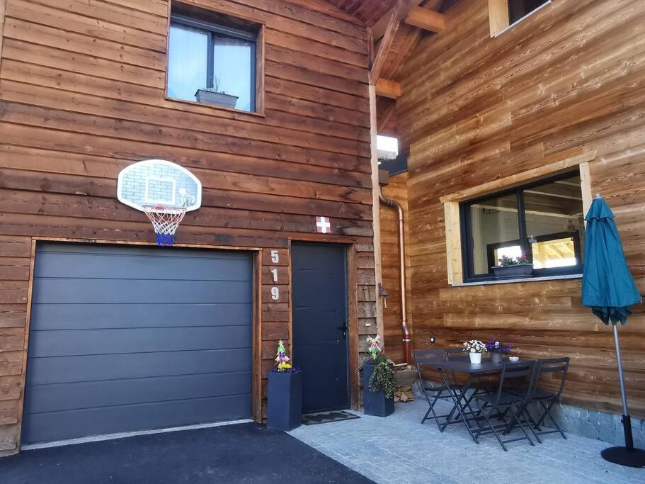 Appartement Vue Sur Le Golf Et Le Lac Leman Publier Exterior photo